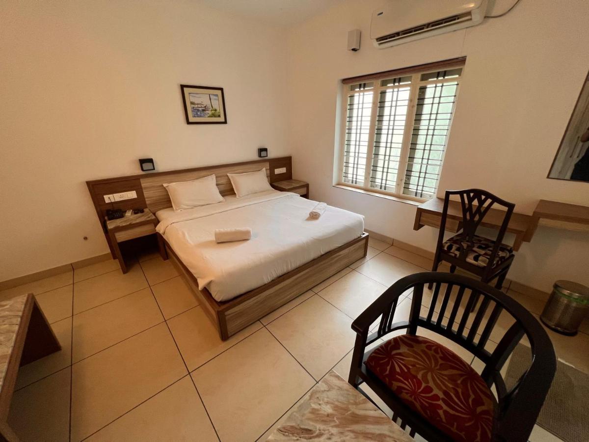 Ramas Garden Bed and Breakfast Thiruvananthapuram Buitenkant foto